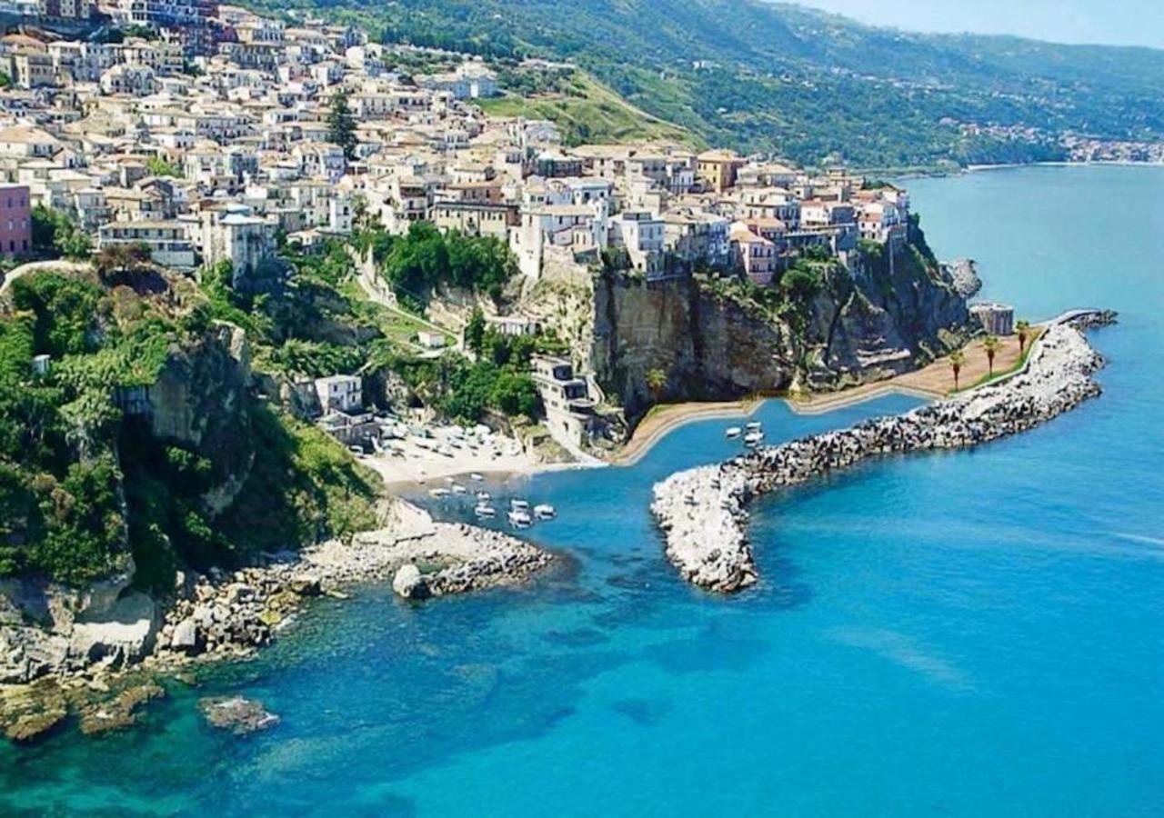 Вилла L'Albero Di Limoni Sul Mare Di Pizzo Экстерьер фото